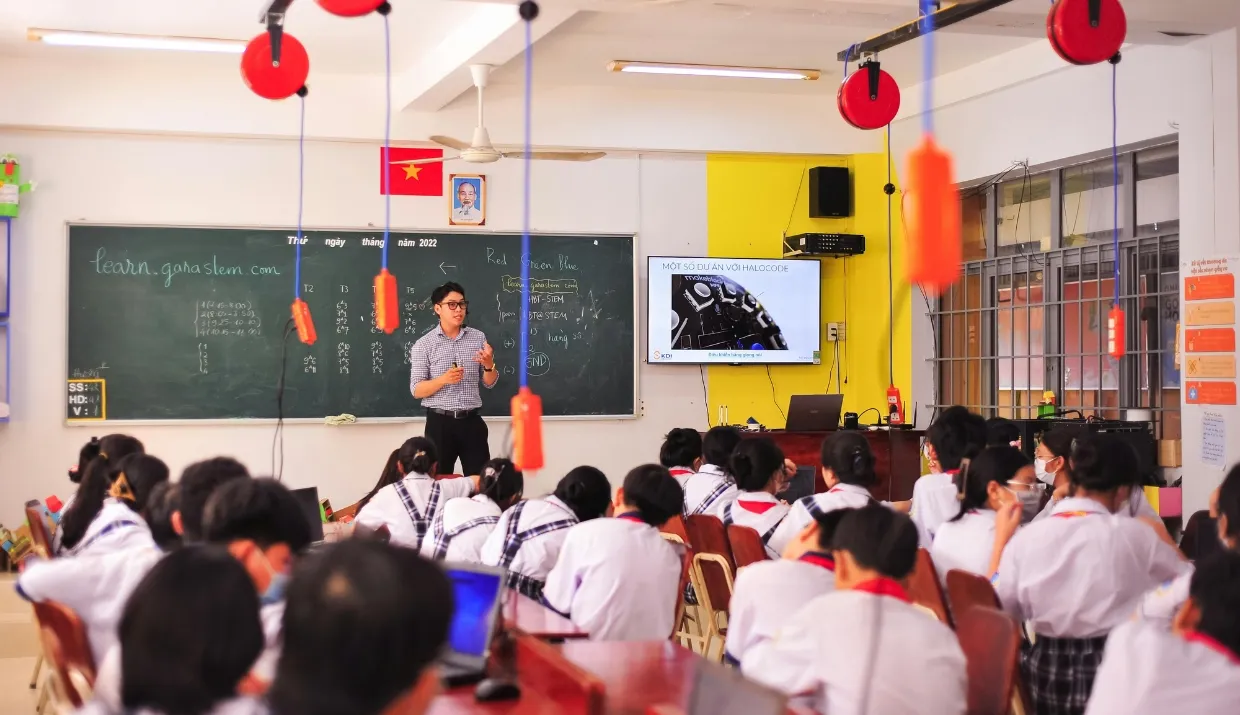 Google RCS Communication Solutions for Education